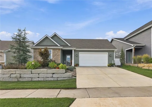 Photo 1 of Single family home for sale at 419 N Daylily Dr, Lawrence, KS 66049 | MLS# 2643802 | Listing updated on 2026-10-03