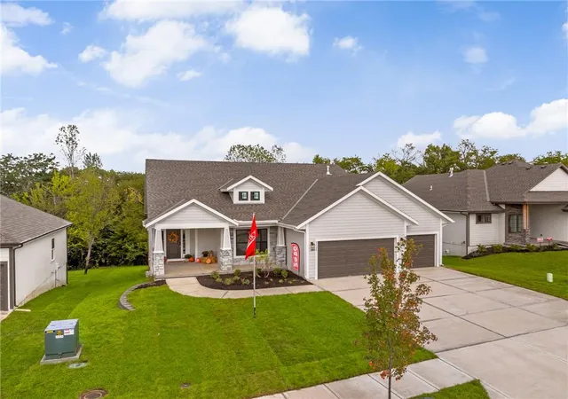 Single family home for sale at 6034 Apache Dr, Shawnee, KS 66226 | MLS# 2643803