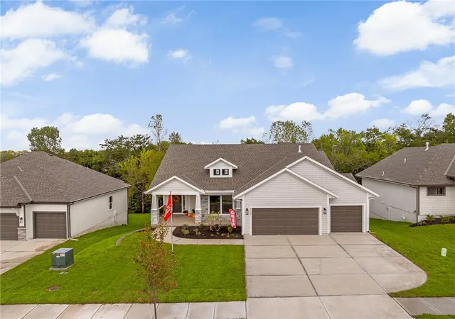 Photo 1 of Single family home for sale at 6034 Apache Dr, Shawnee, KS 66226 | MLS# 2643803 | Listing updated on 2026-09-25