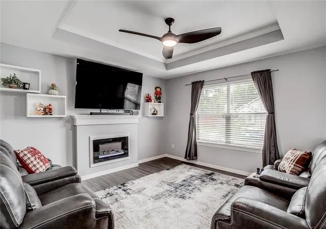 Photo 4 of Sale Pending at 1605 Bay Ave, Independence, MO 64058 | MLS# 2643804 | Listing updated on 2026-10-04