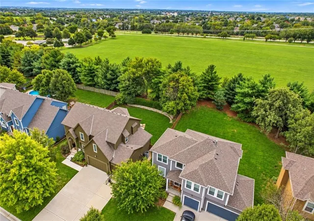 Photo 2 of Sale Pending at 21727 W 96 Street, Lenexa, KS 66220 | MLS# 2643805 | Listing updated on 2026-10-05