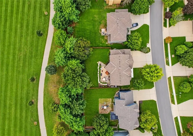 Photo 3 of Sale Pending at 21727 W 96 Street, Lenexa, KS 66220 | MLS# 2643805 | Listing updated on 2026-10-05