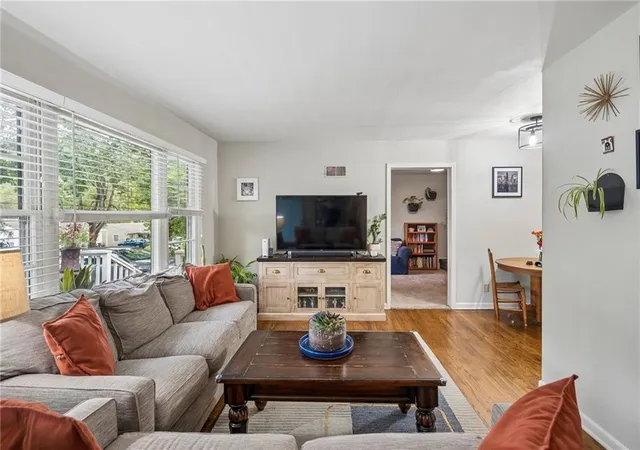 Photo 2 of Single family home for sale at 8225 Jarboe St, Kansas City, MO 64114 | MLS# 2643806 | Listing updated on 2026-10-06