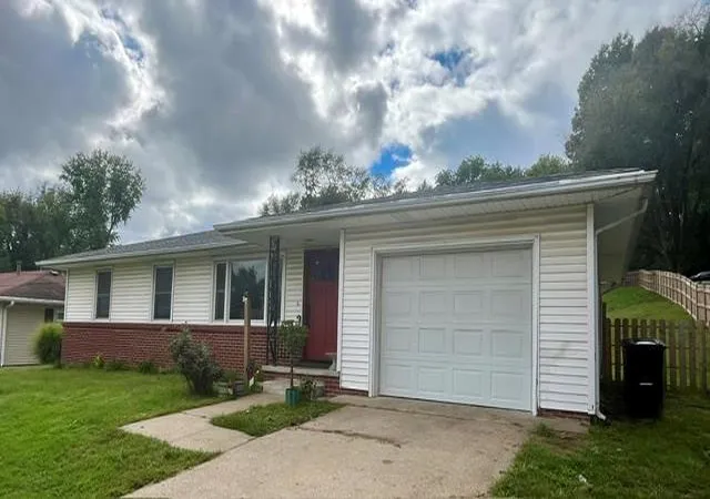 Photo 1 of Single family home for sale at 2002 S 28th Street, Saint Joseph, MO 64507 | MLS# 2643809 | Listing updated on 2026-10-02