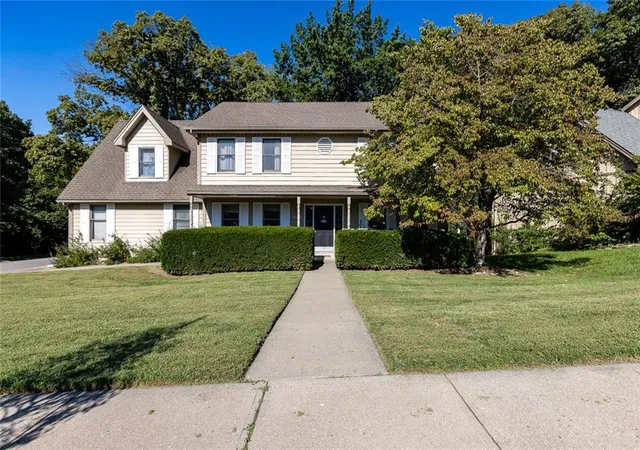Single family home for sale at 3508 N Park Ave, Kansas City, MO 64116 | MLS# 2643813