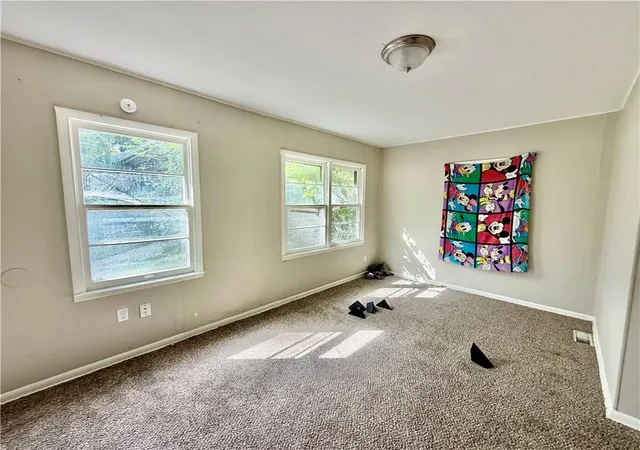 Photo 2 of Single family home for sale at 1116 S Leslie St, Independence, MO 64050 | MLS# 2643814 | Listing updated on 2026-10-06