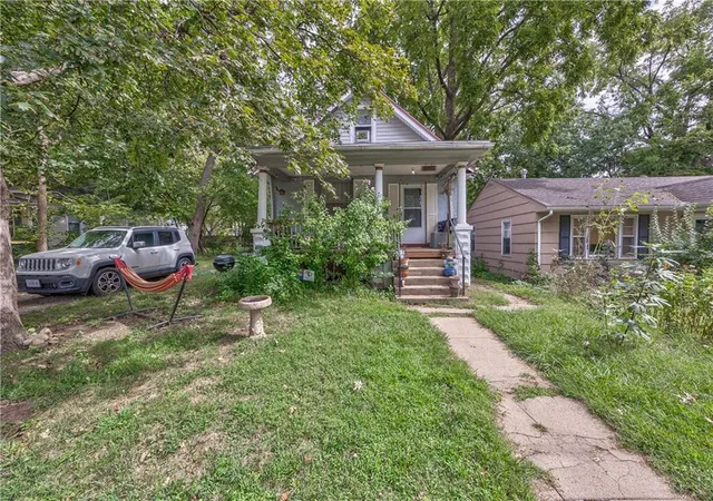 Photo 2 of Multi family home for sale at 4111 Genessee St, Kansas City, MO 64111 | MLS# 2643818 | Listing updated on 2026-09-29