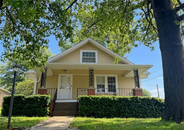Photo 30 of Single family home for sale at 1813 Clifford St, Saint Joseph, MO 64505 | MLS# 2643831 | Listing updated on 2026-10-20