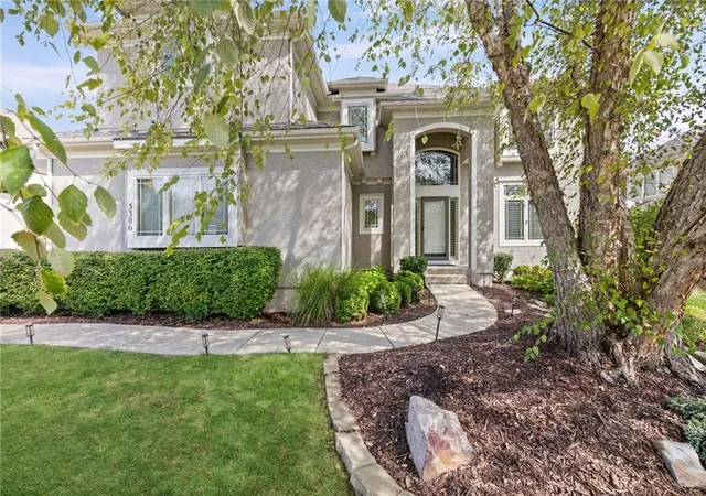 Photo 1 of Single family home for sale at 5306 W 165th Terrace, Stilwell, KS 66085 | MLS# 2643852 | Listing updated on 2026-10-01
