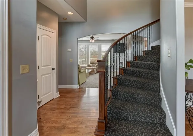 Photo 3 of Single family home for sale at 500 Ne Woodpark Ln, Lees Summit, MO 64086 | MLS# 2643863 | Listing updated on 2026-10-09