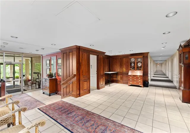 Photo 3 of Condo for sale at 4550 Warwick Blvd #207, Kansas City, MO 64111 | MLS# 2643871 | Listing updated on 2026-10-23