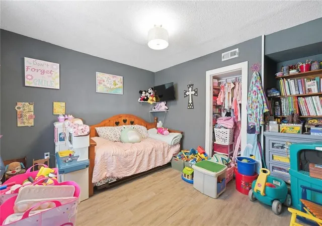 Photo 4 of Sale Pending at 908 W Main St, Richmond, MO 64085 | MLS# 2643888 | Listing updated on 2026-10-01