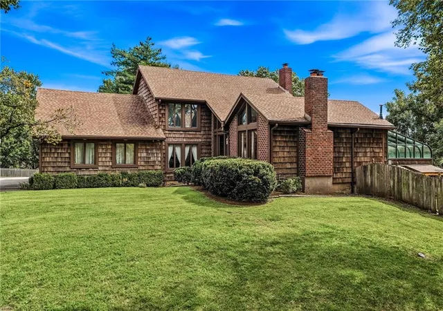Photo 1 of Sale Pending at 4209 W 104th Terrace, Overland Park, KS 66207 | MLS# 2643896 | Listing updated on 2026-10-09