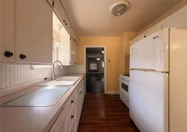 Photo 4 of Single family home for sale at 1012 N 8th Street, Leavenworth, KS 66048 | MLS# 2643897 | Listing updated on 2026-10-04