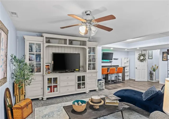 Photo 2 of Single family home for sale at 3503 Easy St, Saint Joseph, MO 64503 | MLS# 2643916 | Listing updated on 2026-10-09