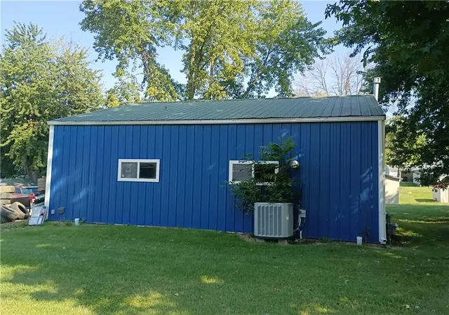 Photo 3 of Single family home for sale at 112 W 5th Street, Stanberry, MO 64489 | MLS# 2643917 | Listing updated on 2026-10-08