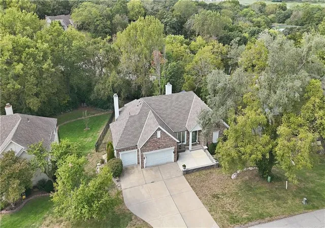 Photo 1 of Single family home for sale at 16024 Meadow Ln, Stilwell, KS 66085 | MLS# 2643918 | Listing updated on 2026-09-30