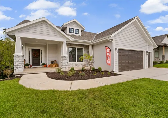 Photo 1 of Single family home for sale at 2328 W Wabash St, Olathe, KS 66061 | MLS# 2643926 | Listing updated on 2026-10-22