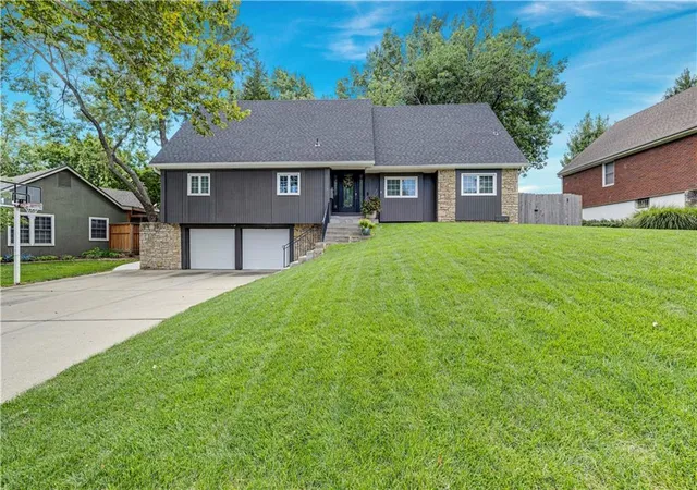 Single family home for sale at 11113 W 99th Place, Overland Park, KS 66214 | MLS# 2643933