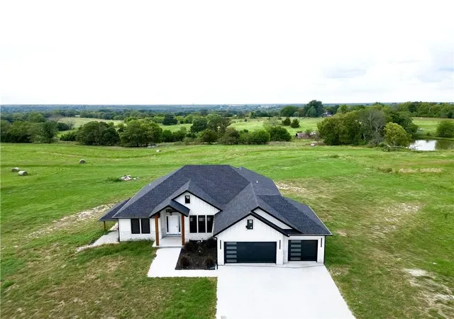 Photo 1 of Single family home for sale at 22663 Cherry Tree Ln, Sedalia, MO 65301 | MLS# 2643936 | Listing updated on 2026-09-25