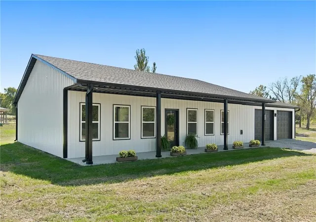 Photo 3 of Single family home for sale at 1845 Lafayette Dr, Odessa, MO 64076 | MLS# 2643943 | Listing updated on 2026-10-08