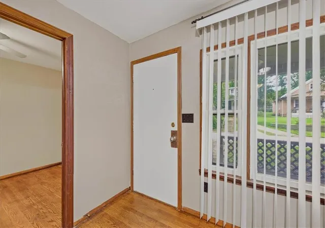 Photo 3 of Single family home for sale at 8716 E Roberts St, Independence, MO 64053 | MLS# 2643950 | Listing updated on 2026-09-29