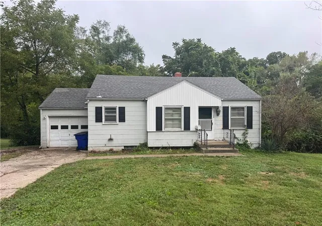 Photo 1 of Single family home for sale at 9708 East 67th Ter, Raytown, MO 64133 | MLS# 2643952 | Listing updated on 2026-09-25