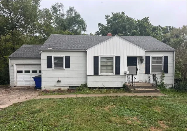 Photo 2 of Single family home for sale at 9708 East 67th Ter, Raytown, MO 64133 | MLS# 2643952 | Listing updated on 2026-09-25