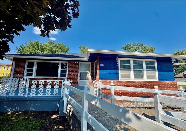 Photo 2 of Sale Pending at 1101 Charles St, Saint Joseph, MO 64501 | MLS# 2643958 | Listing updated on 2026-09-26