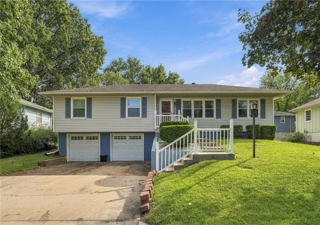 Photo 1 of Single family home for sale at 9053 East 83rd St, Raytown, MO 64138 | MLS# 2643964 | Listing updated on 2026-10-03