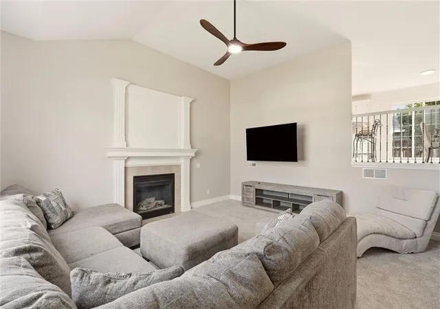 Photo 3 of Single family home for sale at 2116 Bradford Pl, Excelsior Springs, MO 64024 | MLS# 2643972 | Listing updated on 2026-10-03