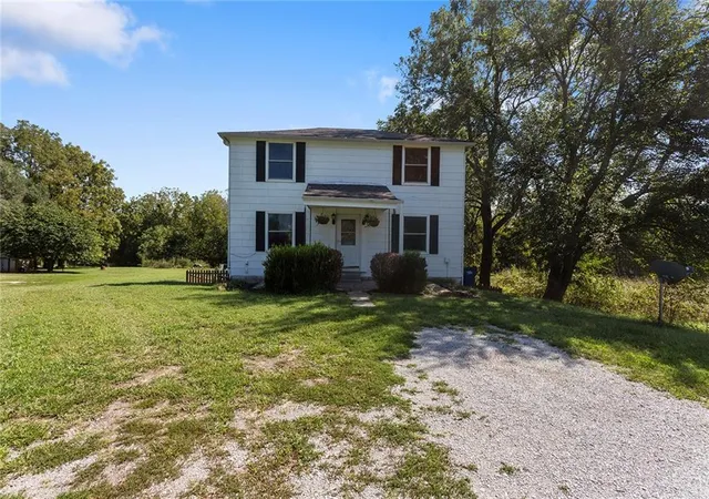 Single family home for sale at 9845 Evening Star Rd, Eudora, KS 66025 | MLS# 2643974