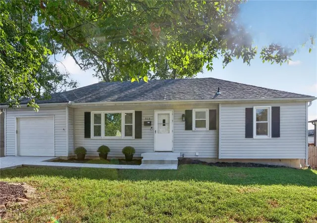 Photo 1 of Single family home for sale at 312 S Chester Ter, Olathe, KS 66061 | MLS# 2643983 | Listing updated on 2026-10-01