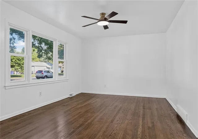 Photo 3 of Single family home for sale at 312 S Chester Ter, Olathe, KS 66061 | MLS# 2643983 | Listing updated on 2026-10-01