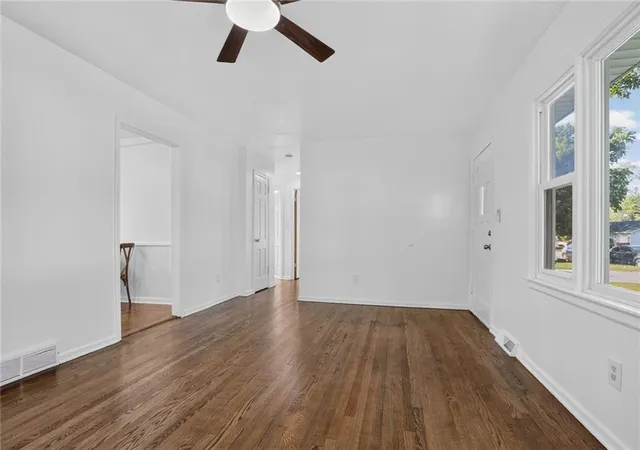Photo 4 of Single family home for sale at 312 S Chester Ter, Olathe, KS 66061 | MLS# 2643983 | Listing updated on 2026-10-01
