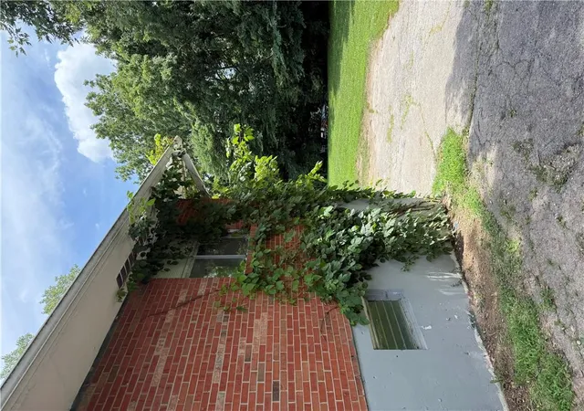 Photo 3 of House for sale at 4203-4207 N Askew Ave, Kansas City, MO 64117 | MLS# 2643987 | Listing updated on 2026-09-29