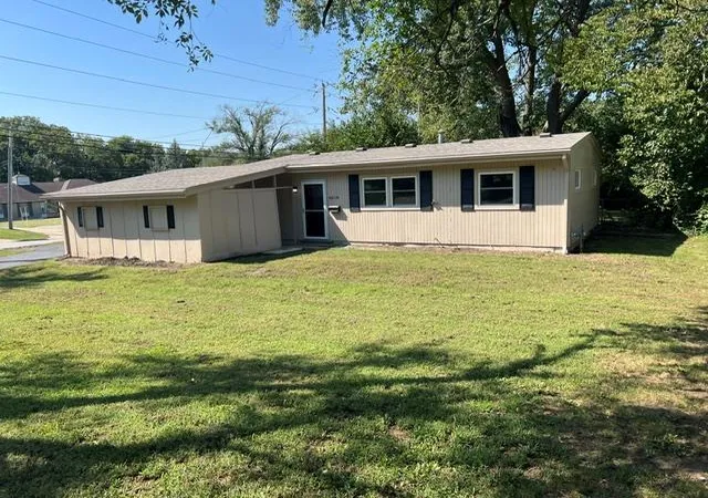 Photo 1 of Single family home for sale at 8618 Crystal Ave, Kansas City, MO 64138 | MLS# 2643988 | Listing updated on 2026-09-25