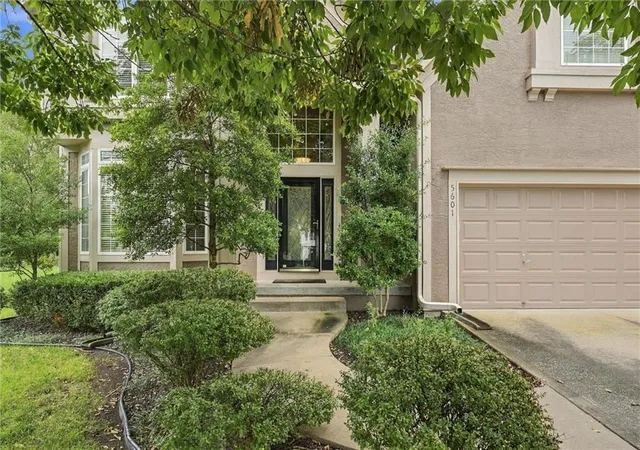 Photo 2 of Single family home for sale at 5601 Ne Misty Meadow Pl, Lees Summit, MO 64064 | MLS# 2643997 | Listing updated on 2026-10-04