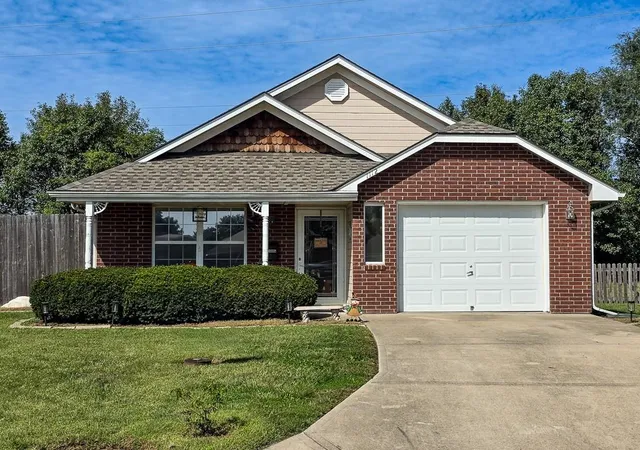Photo 1 of Single family home for sale at Sw Blue Branch Dr, Grain Valley, MO 64029 | MLS# 2644002 | Listing updated on 2026-10-01