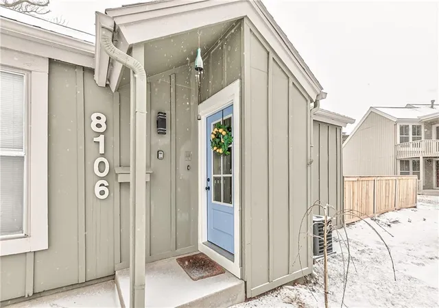 Photo 2 of Townhouse for sale at 8106 Monrovia St, Lenexa, KS 66223 | MLS# 2644004 | Listing updated on 2026-09-26