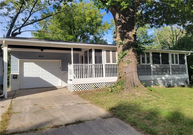 Photo 2 of Single family home for sale at 9336 E 25th Terrace S, Independence, MO 64052 | MLS# 2644034 | Listing updated on 2026-09-29