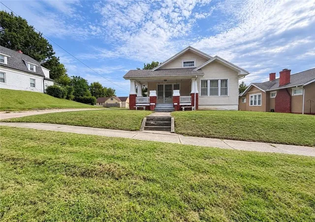 Photo 1 of Sale Pending at 3140 Mitchell Ave, Saint Joseph, MO 64507 | MLS# 2644038 | Listing updated on 2026-09-30