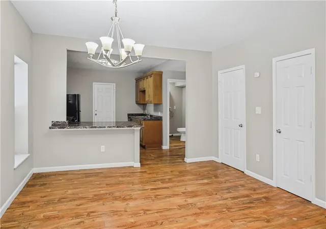 Photo 4 of Sale Pending at 801 Cleveland Ave, Kansas City, MO 64124 | MLS# 2644041 | Listing updated on 2026-10-07