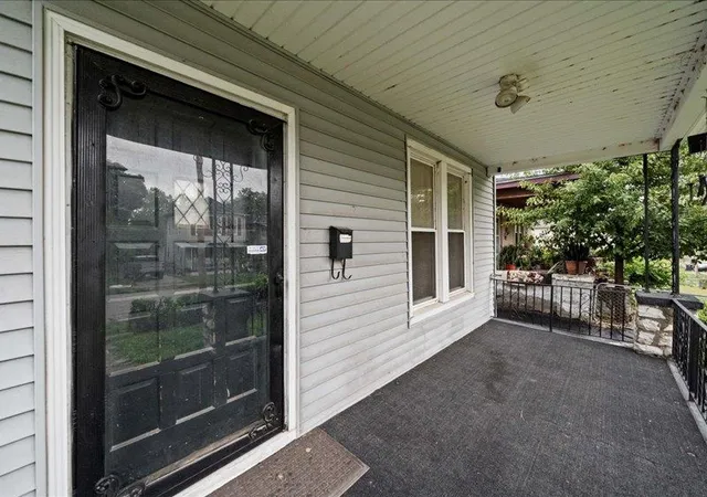Photo 2 of Single family home for sale at 510 Montgall Ave, Kansas City, MO 64124 | MLS# 2644043 | Listing updated on 2026-09-28