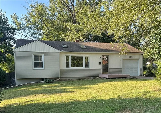 Photo 1 of Single family home for sale at 10401 E 69th Street, Raytown, MO 64133 | MLS# 2644044 | Listing updated on 2026-09-25