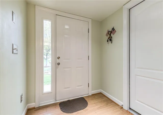 Photo 4 of Townhouse for sale at 21033 Millridge St, Spring Hill, KS 66083 | MLS# 2644054 | Listing updated on 2026-10-04