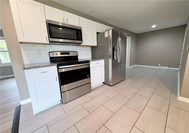 Photo 3 of Single family home for sale at 6110 E 148th Terrace, Grandview, MO 64030 | MLS# 2644056 | Listing updated on 2026-10-08