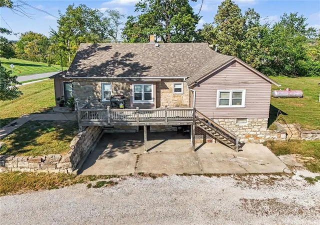 Photo 2 of Single family home for sale at 15 S And 31 98th St, Kansas City, KS 66111 | MLS# 2644059 | Listing updated on 2026-10-18