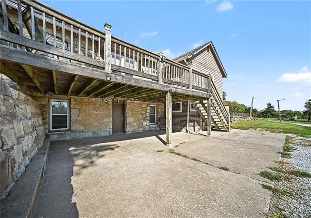 Photo 4 of Single family home for sale at 15 S And 31 98th St, Kansas City, KS 66111 | MLS# 2644059 | Listing updated on 2026-10-18