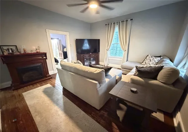 Photo 4 of Single family home for sale at 2426 Lafayette St, Saint Joseph, MO 64507 | MLS# 2644060 | Listing updated on 2026-09-29